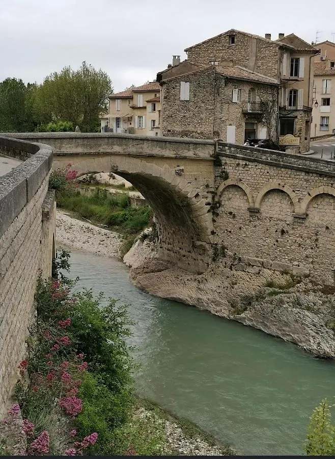 Sur Le Pont Apartment Vaison-la-Romaine